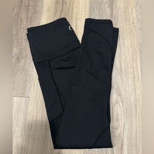 Zyia Active leggings. Black Pocket Light n Tight Hi-Rise 7/8 24" size 4